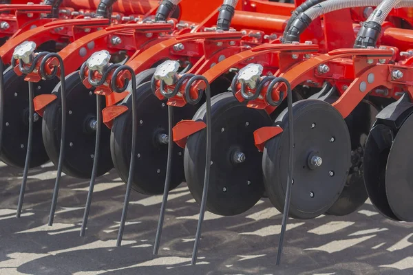 Maquinaria agrícola en feria agrícola de cerca. Industria —  Fotos de Stock