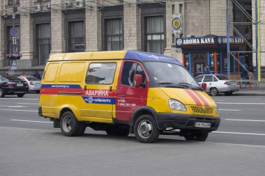 Kiev, Ukrayna - 23 Ekim 2017: Acil araba Kievenergo Khreshchatyk'a sokak Belediye hizmet