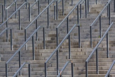 Dışarıda parmaklıklı bir merdiven iskeleti var. Soyut arkaplan