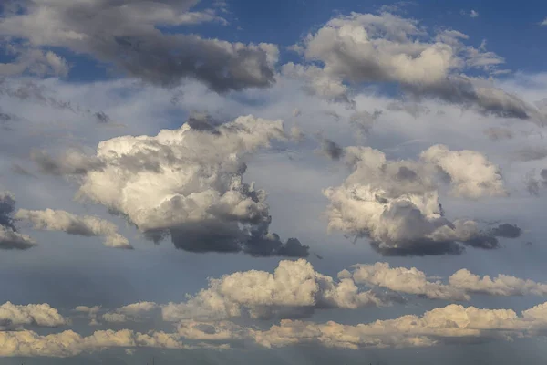 Schöner Blauer Himmel Mit Dramatischen Wolken Natur — Stockfoto
