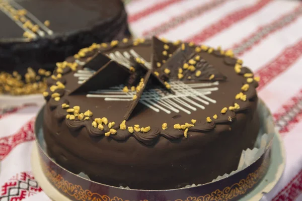 Beaux Gâteaux Délicieux Avec Gâteau Éponge Sur Comptoir Magasin Dessert — Photo