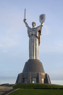 İkinci Dünya Savaşı sırasında Ukrayna Tarihi Müzesi heykel vatan. Kiev, Ukrayna