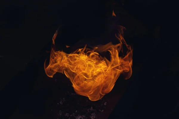 Llama Ardiente Fuego Aislado Sobre Fondo Negro —  Fotos de Stock