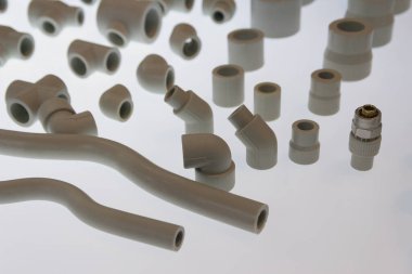 Plastik su boruları standında örnekleri. Sanayi