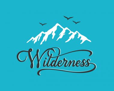 Vahşi el çekilmiş tipografi poster dağlar, vektör çizim ile.