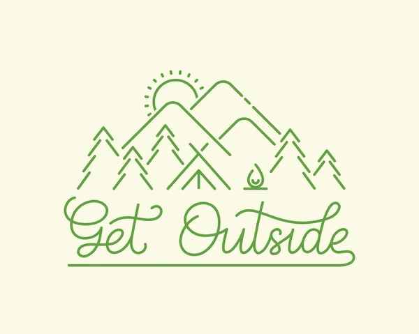 Vai fuori. Campeggio in montagna. Illustrazione disegnata a mano con elementi lettering . — Vettoriale Stock