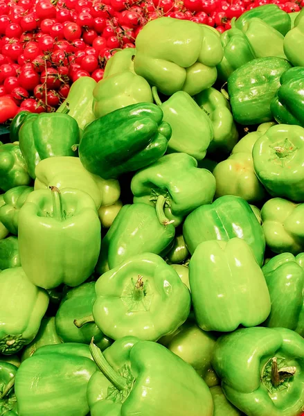 Fresh Green bell pepper in  market. green pepper background. Bunch of green pepper