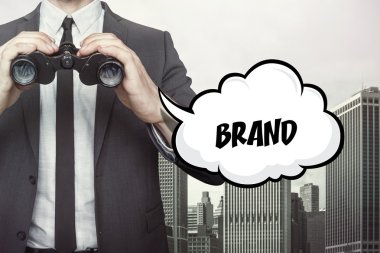 Blackboard iş adamı ile marka metni