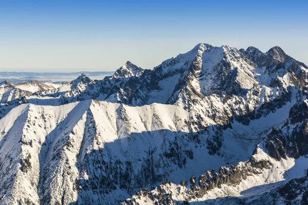 Tatra jättar i vinter. — Stockfoto