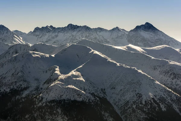 Grandes montañas eslovacas de Tatra . — Foto de Stock