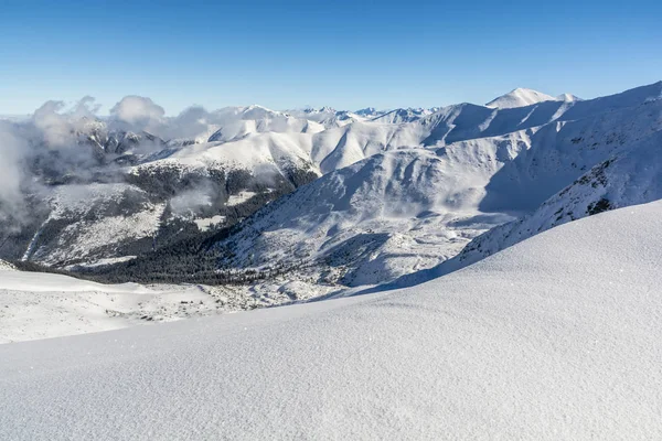 Tatra zimní panorama. — Stock fotografie