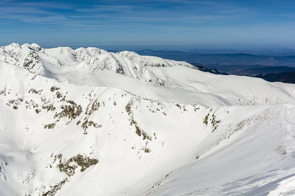 Winter mountain ridge. — Stock Photo, Image