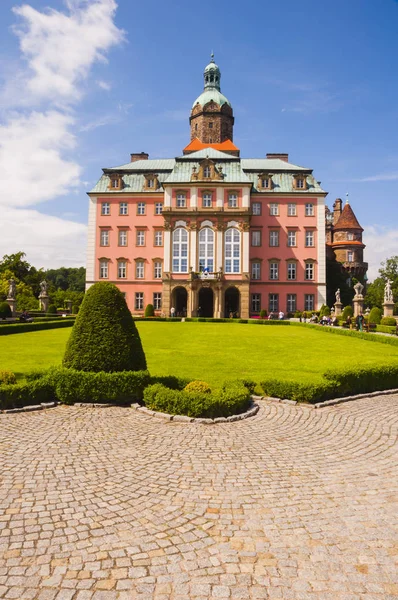 Ksiaz egy kastély, Walbrzych, az Alsó-Sziléziai Vajdaság, Lengyelország. — Stock Fotó