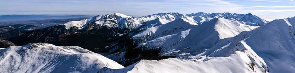 Зимний пейзаж Татранских хребтов . — стоковое фото