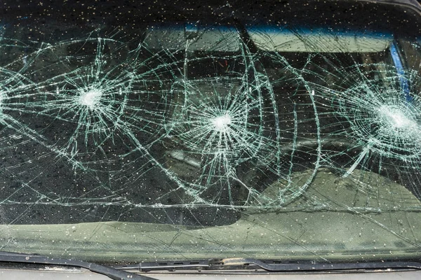 Broken car window. — Stock Photo, Image