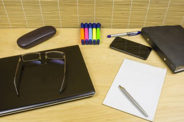 Ofis işleri öznitelikleri.