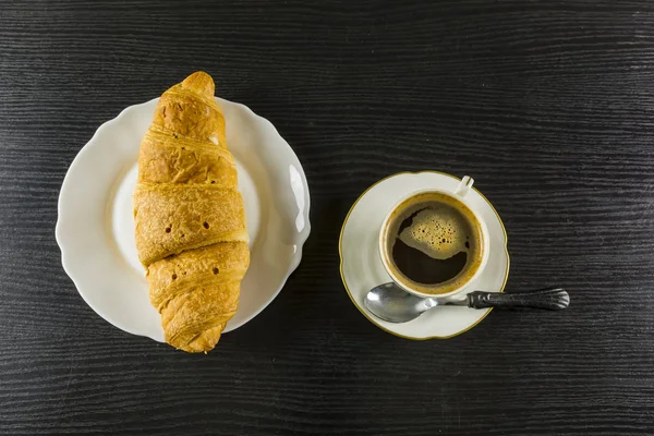 Croissant and coffee. — Stock Photo, Image