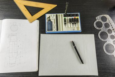 Teknik resim - yararlı ekipman.