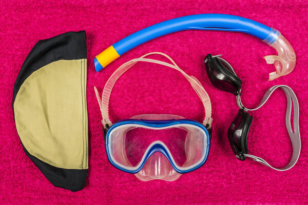 Set for diving and swimming in the indoor swimming pool.
