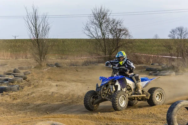 Riding a quad bike on the road is fun. — Stock Photo, Image