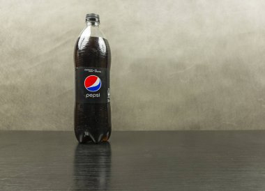Pepsi Max - Pepsico tarafından yapılan şişesiyle.