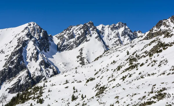 Krajobraz Górski Zimowej Scenerii Grzbiet Baszt Hreben Bast Tatry Wysokie — Zdjęcie stockowe