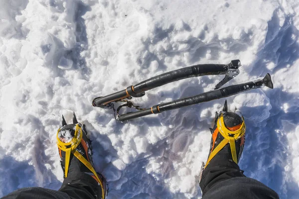 Ambitious Winter Mountain Tourism Two Ice Axes Stuck Snow Foot — Stock Photo, Image