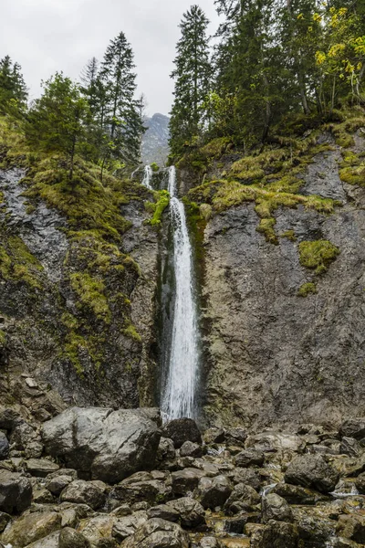 Cascada Siklawica Valle Strazyska Las Montañas Polacas Tatra —  Fotos de Stock