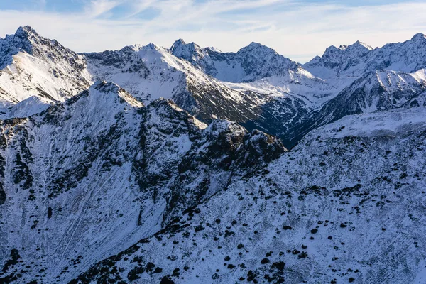 Kış Yüksek Dağ Sıralarına Giriyor Tatra Dağları Nda Görülen Tipik — Stok fotoğraf