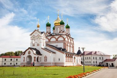 Trinity-Sergius Varnickiy Manastırı, Rostov