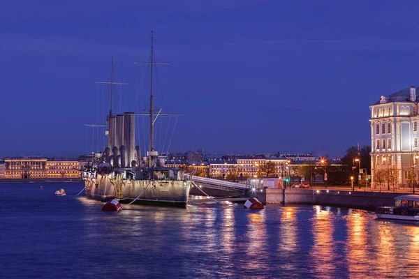 Croiseur russe Aurora croiseur russe protégé, Saint-Pétersbourg — Photo