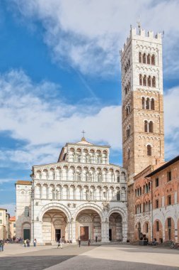 Cephe ve çan kulesi, Lucca Cathedral, İtalya