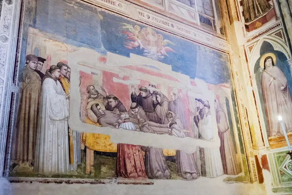 Giotto τοιχογραφίες του ΜΠΑΡΔΗ Cappella στην Βασιλική της Santa Croce, Fl — Φωτογραφία Αρχείου