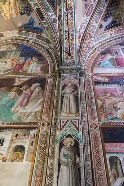 Fresky z baziliky Santa Croce ve Florencii, Itálie — Stock fotografie