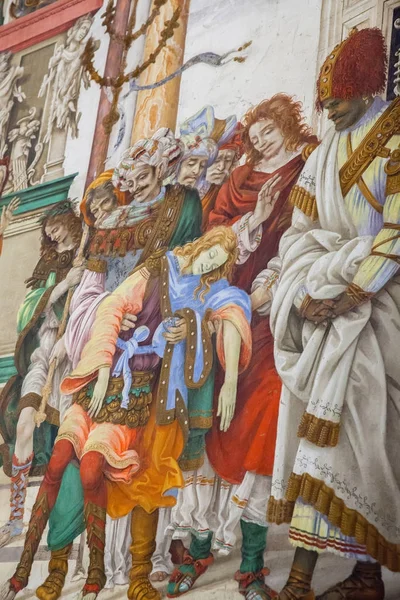 Basilique Santa Maria Novella à Florence, fresques de Filipp — Photo