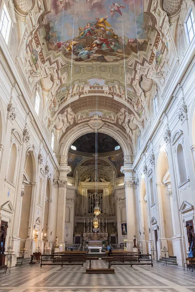 Interior de Santa Maria del Carmine, la iglesia es famosa como el loc — Foto de Stock