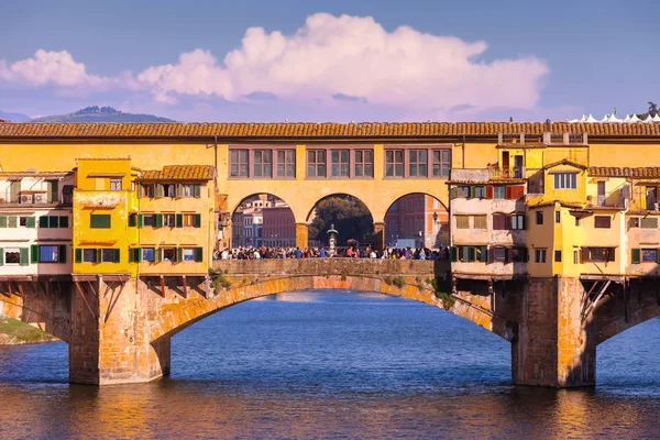 Puente Ponte Vecchio en Florencia — Foto de Stock