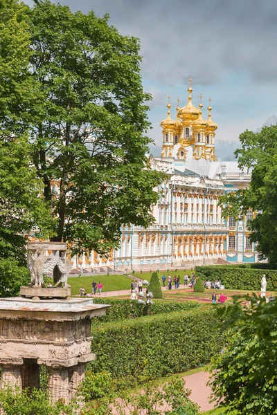 Tsarskoye로 (푸쉬 킨)의 교회에서 캐서린 궁전 — 스톡 사진