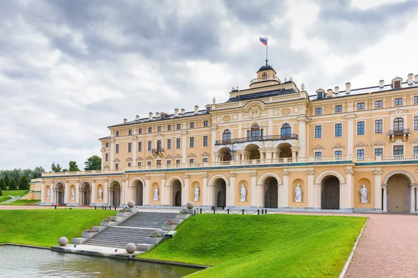 Konstantinovsky sarayda Strelna, St. Petersburg, Rusya Federasyonu