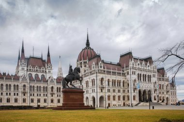 Budapeşte 'deki Macar parlamento binası