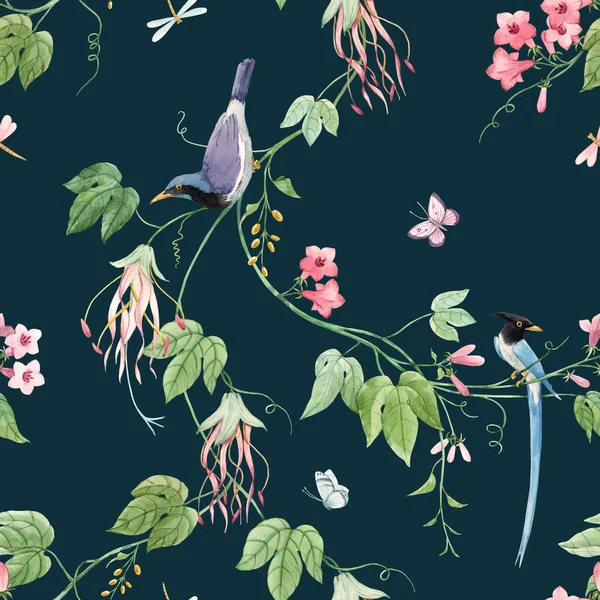 Aquarel bloemenpatroon met blauwe paradijsvogels en roze delicate bloemen. Donkergroene achtergrond. Voorraadillustratie. — Stockfoto