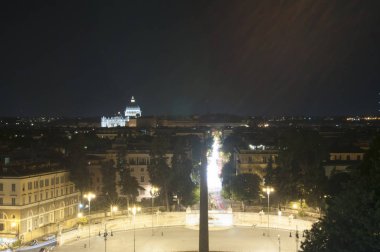 Roma Panorama Pincio gece adlı