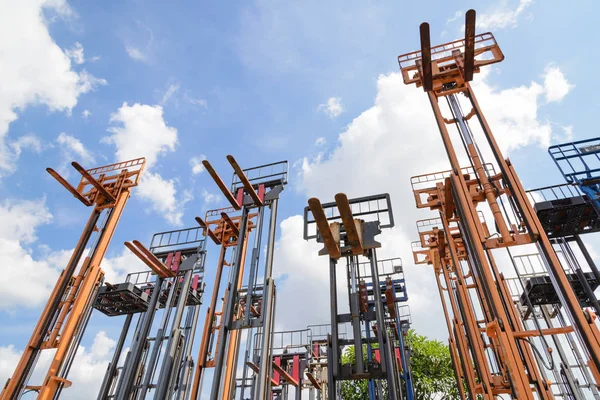 Cabezales de carretilla elevadora, detalle del cargador del apilador de carretillas elevadoras — Foto de Stock