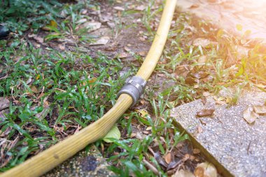 Yangın hortum yerde boru bağlantı