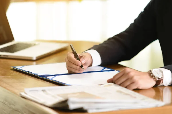 Business man signing contract document in office — Stock Photo, Image