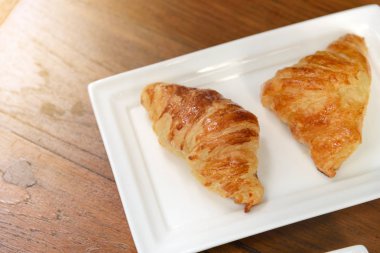 taze kruvasan ile Kahvaltı