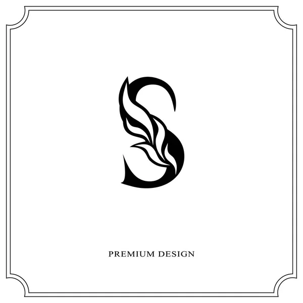 Elegant letter S. Graceful royal style. Calligraphic beautiful logo. Vintage drawn emblem for book design, brand name, business card, Restaurant, Boutique, Hotel. Vector illustration — Stock Vector