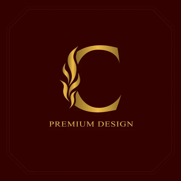 Oro Elegante letra C. Estilo elegante. Caligrafía hermoso logotipo. Emblema dibujado vintage para el diseño del libro, nombre de marca, tarjeta de visita, restaurante, boutique, hotel. Ilustración vectorial — Archivo Imágenes Vectoriales