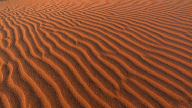 Kumul dalgalanmalar, Namibya