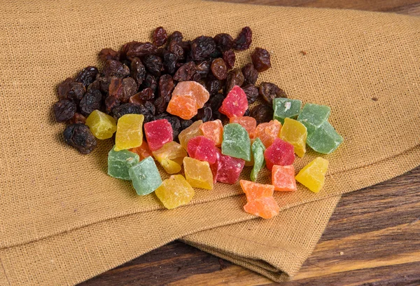 Eski peçeteye Kuruyemiş